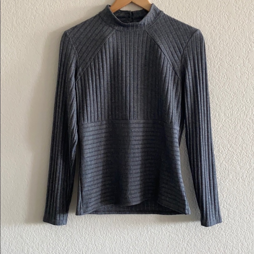 Bebe open back top